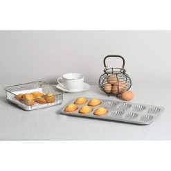Moule 12 Madeleines Fer Blanc Gobel -Wilton shop moule 12 madeleines fer blanc gobel 2